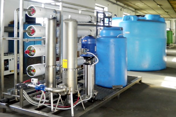 Impianto demineralizzazione desalinizzazione osmosi inversa CSTA GROUP